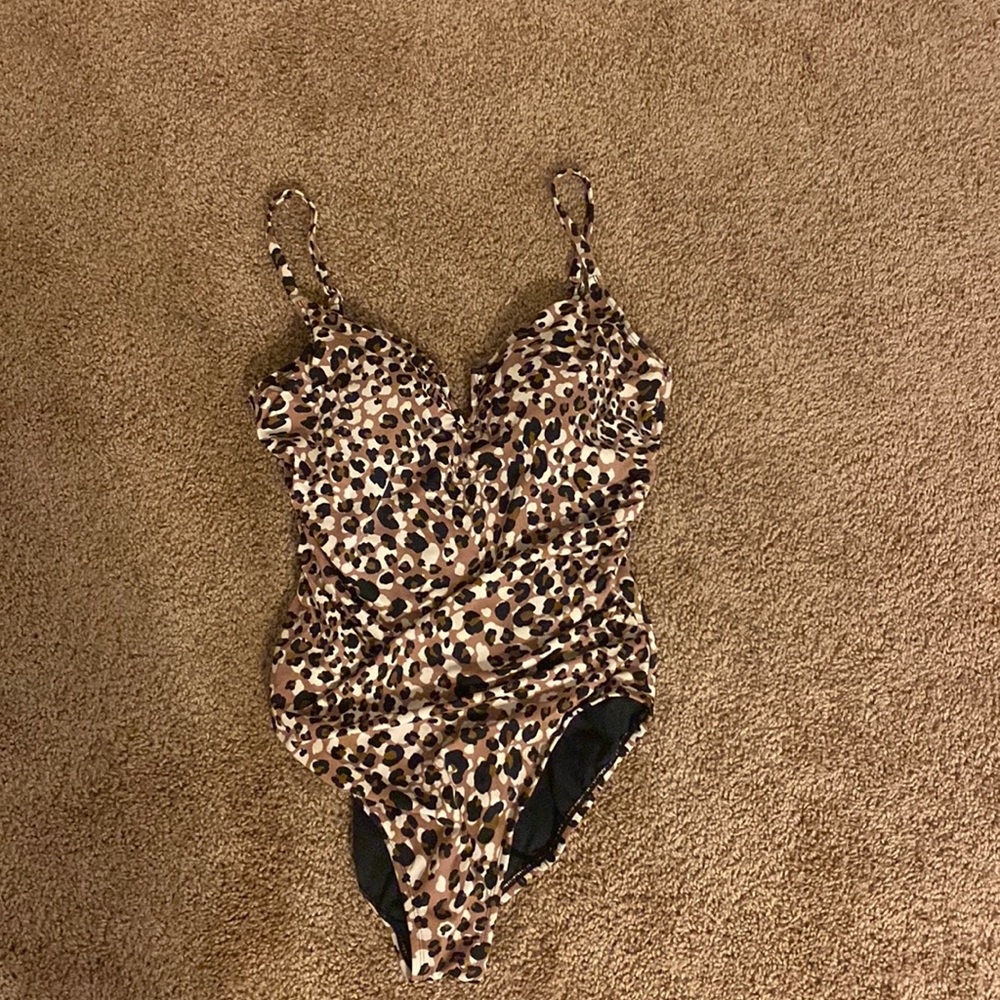 Time and Tru one-piece swimsuit - XL